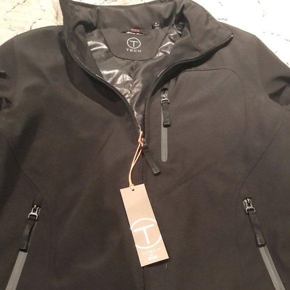 NEW WITH TAGS | TUMI Microtech Water-Resistant Performance Jacket - Picture 3 of 6